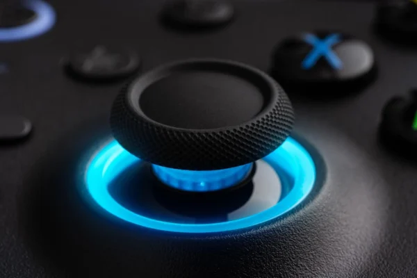 8BitDo Ultimate 2 Wireless Controller (18)