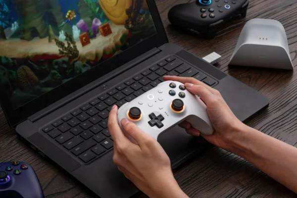 8BitDo Ultimate 2 Wireless Controller (20)