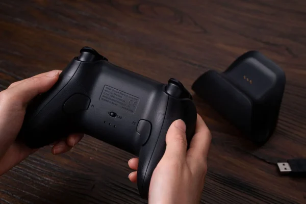 8Bitdo Ultimate Bluetooth Controller With Charging Dock (5)